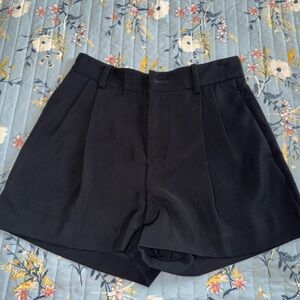 Vince Women's Black Tailored Shorts - Classic High-Waist Style